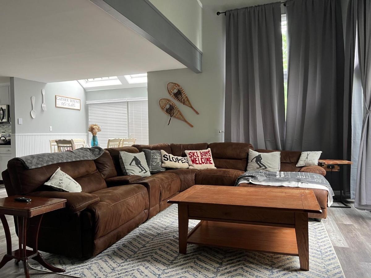 Pocono Paradise - 3 Bedroom 3 And Half Bathroom Townhouse Таннерсвілл Екстер'єр фото